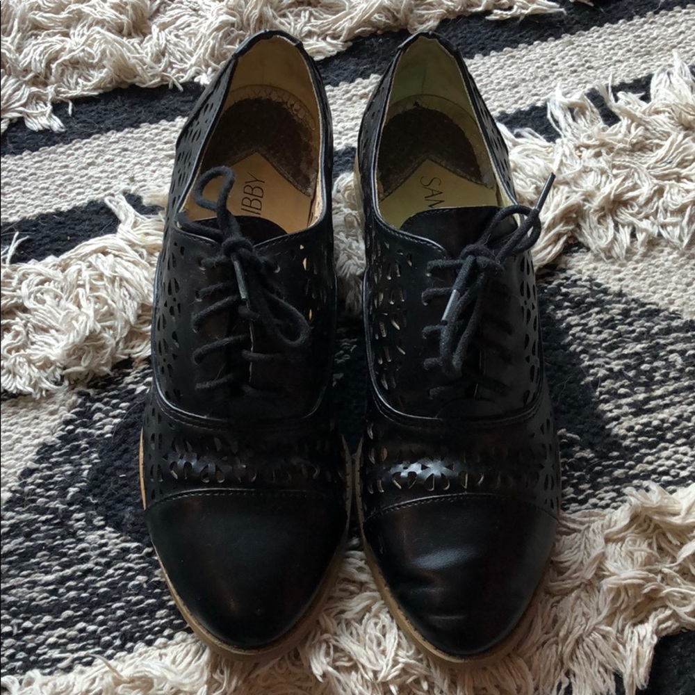 Sam & Libby Razor-cut Black Oxfords